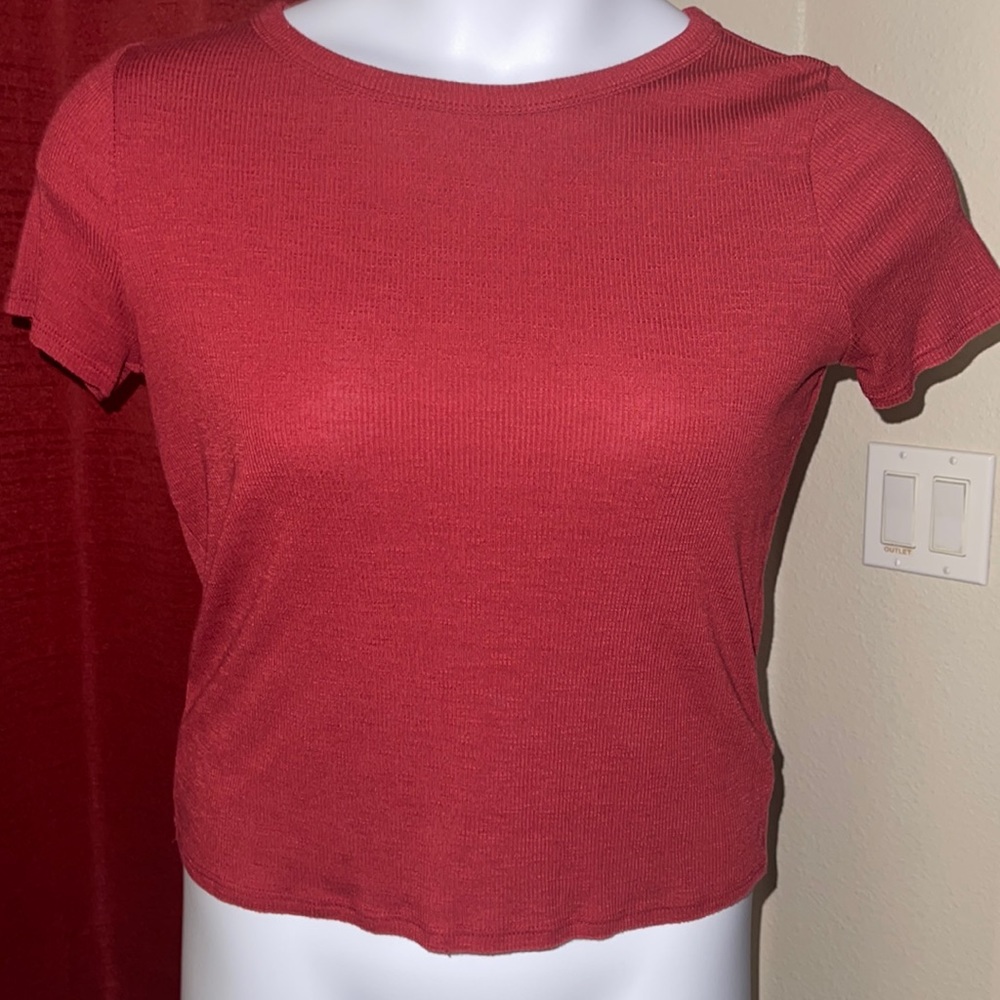 SO Ribbed Tee